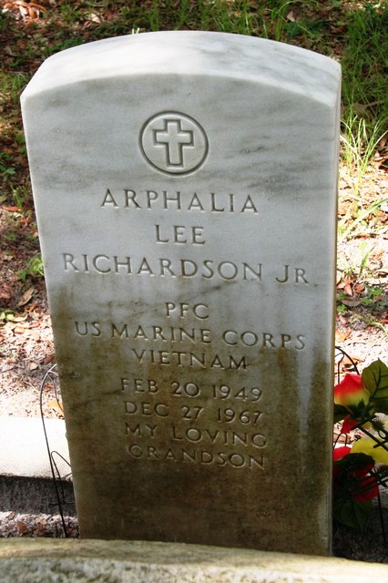 Richardson, Arphalia L. photo